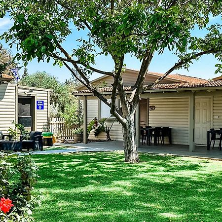 Neot Golan 埃策尔塔米旅馆酒店 外观 照片